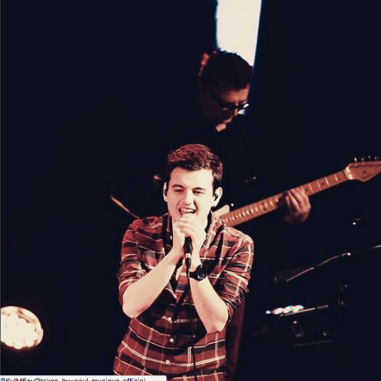 Chanteur indépendant